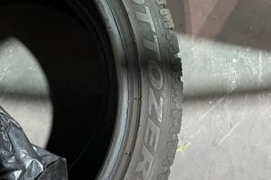 Pirelli Sottozero 225/40 R18