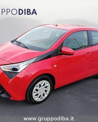 Toyota Aygo II 2018 5p 5p 1.0 x-cool 72cv