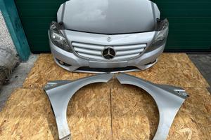 Muso Mercedes Classe B 180 1.5 D anno 2012/15