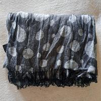 Sciarpa grigia in viscosa