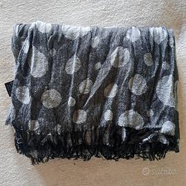 Sciarpa grigia in viscosa