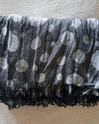 Sciarpa grigia in viscosa