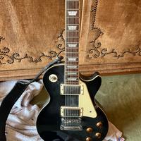 Chitarra elettrica Epiphone Les Paul presa a NY.