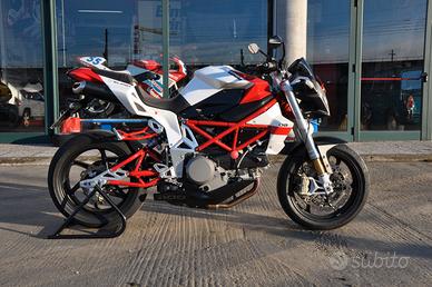 BIMOTA DELIRIO DB6