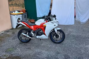 honda cbr125