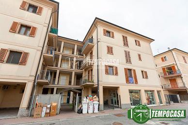 3 LOCALI DEL 2010 CON BOX