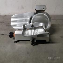 Affettatrice Aurel 220