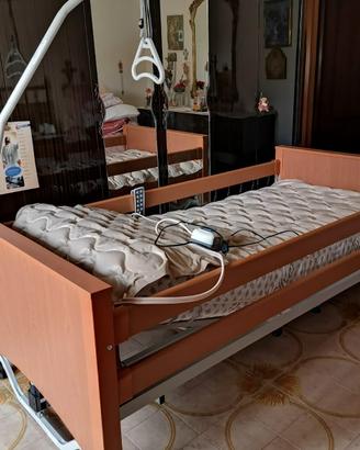 LETTO ELETTRICO CON MATERASSO ANTIDECUBITO NUOVI 