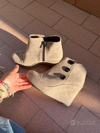 Stivaletti Anita Guali camoscio beige zeppa 39