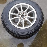 4 cerchi gommati da 15 pollici