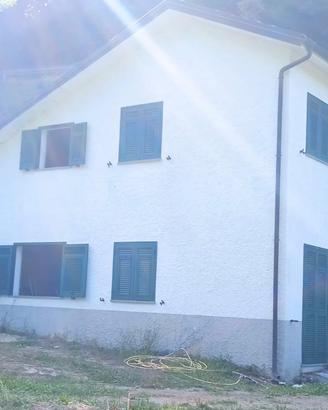 Casa da ristrutturare con Terreno