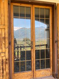 Serramenti con ante da restaurare