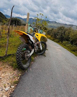 Suzuki rm125 anno 2003