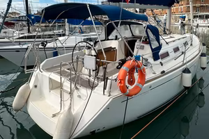Imbarcazione a vela Dufour 325(possibilità natante