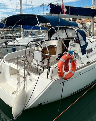 Imbarcazione a vela Dufour 325(possibilità natante