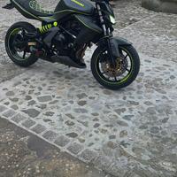 Vendo Kawasaki er6n