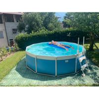 Piscina per esterno