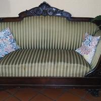 Salotto antico completo