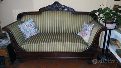 Salotto antico completo