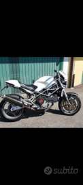 Ducati Monster s4