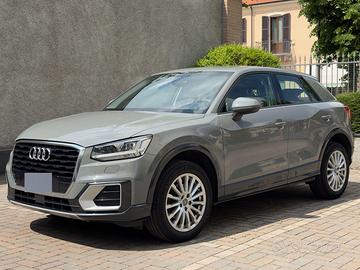 AUDI Q2 1.6 TDI S-TRONIC GANCIO TRAINO NEOPAT