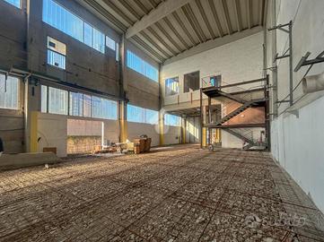 CAPANNONE A BRUGHERIO