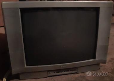 Televisore Mivar di 30 anni per collezionisti