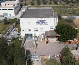 Gallipoli zona industriale capannone