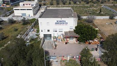 Gallipoli zona industriale capannone