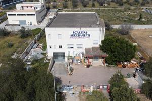 Gallipoli zona industriale capannone