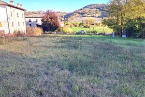 Terreno di 6000 m² a Traversetolo