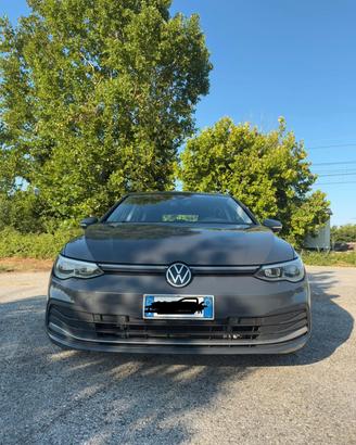 Volkswagen Golf  8 Style 2.0 Tdi