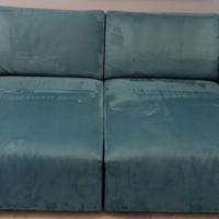 Ampio divano 2/3 posti con sedute estraibili