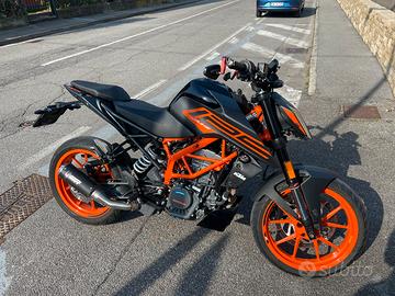 Duke KTM 125cc 2021