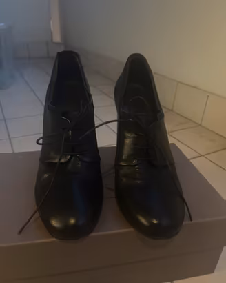 Scarpe nere Pantanetti in vero cuoio n.38,5