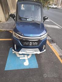 mini car elettrica per disabili 