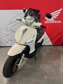 Piaggio Beverly 125