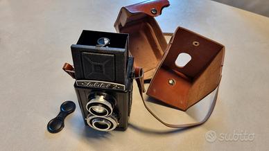 Macchina fotografica Lubitel 2 anni 60 vintage