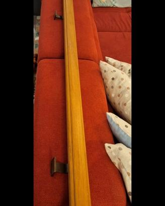 Corrimano in legno con supporti