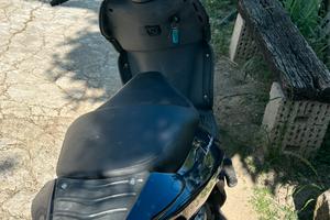 Scooter 250 leonardo