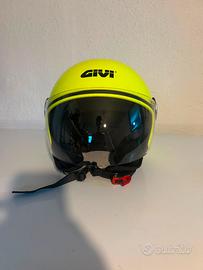 Casco Givi