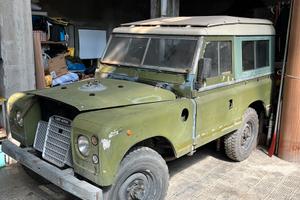 Land Rover defender