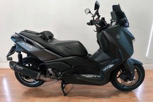 Yamaha X-Max 300