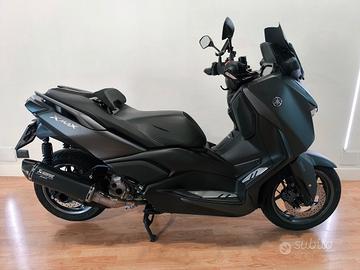 Yamaha X-Max 300