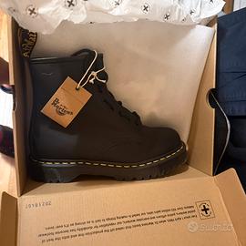 Anfibi Dr Martens