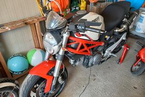 ducati 696