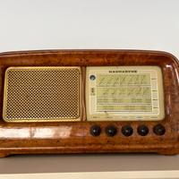 Radio d'epoca a valvole Magnadyne S99
