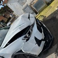 MG ZS IBRIDA -  anno 2025- km 10.000 -incidentata