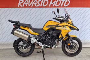 Benelli TRK 502X
