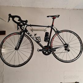 bici da corsa cube 
